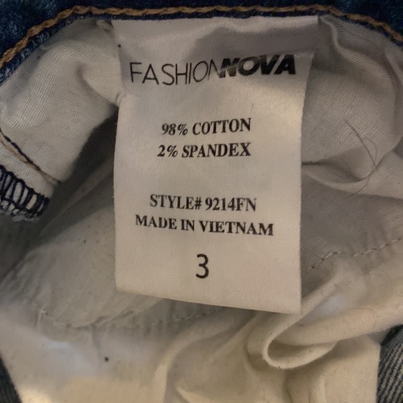 Fashion Nova Jeans - Picture 3 of 3